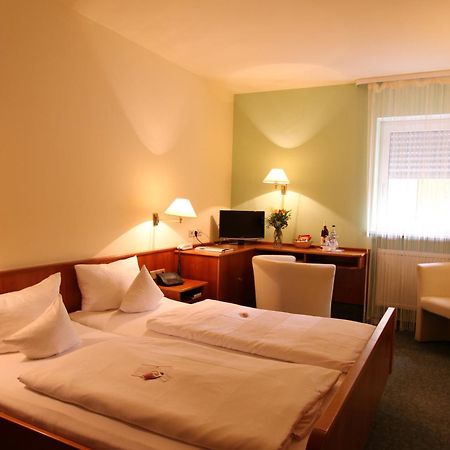 Landhotel Zum Boehm Roth  Room photo